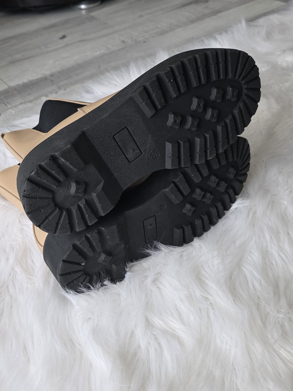 MIA Tan Chelsea Platform Booties with Black Elastic - Picture 4 of 9